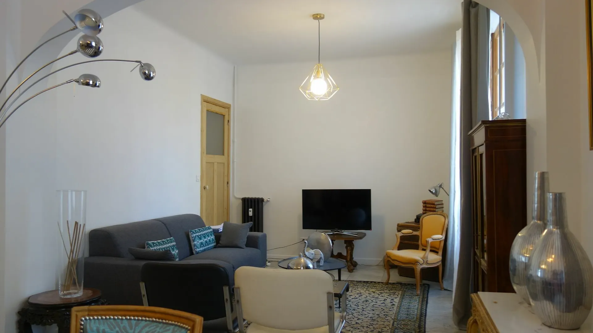 Palais Meurice Apartment Cannes France